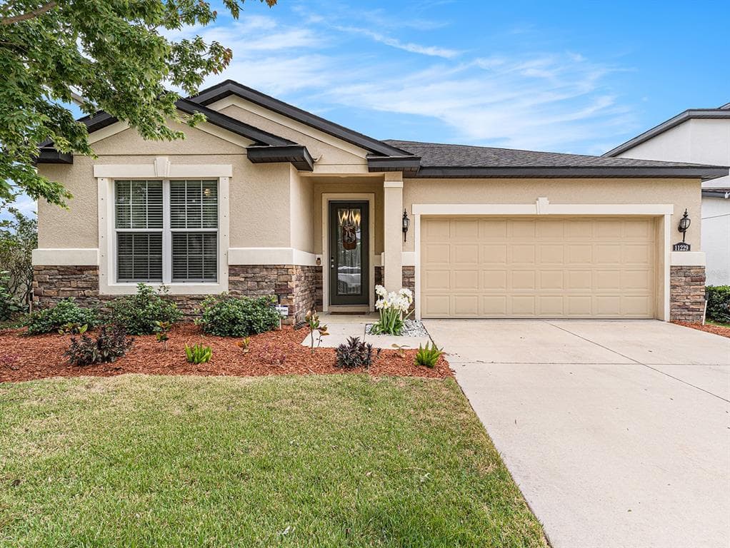 11229 SPRING POINT CIRCLE RIVERVIEW, FL 33579