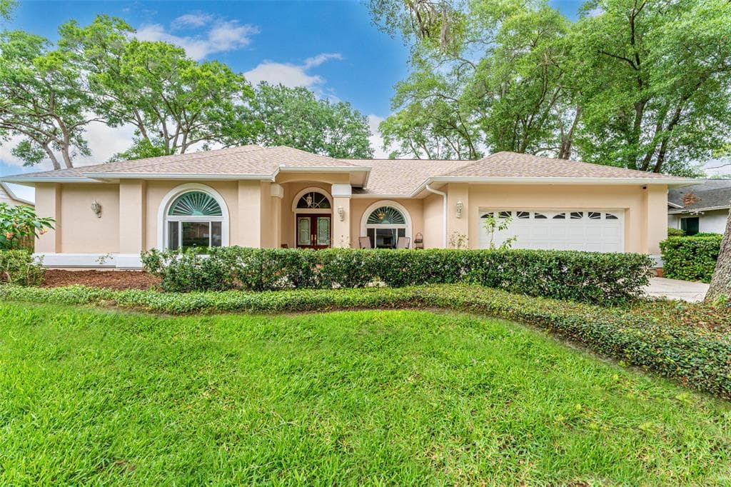 6326 N QUEENSWAY DRIVE TEMPLE TERRACE, FL 33617
