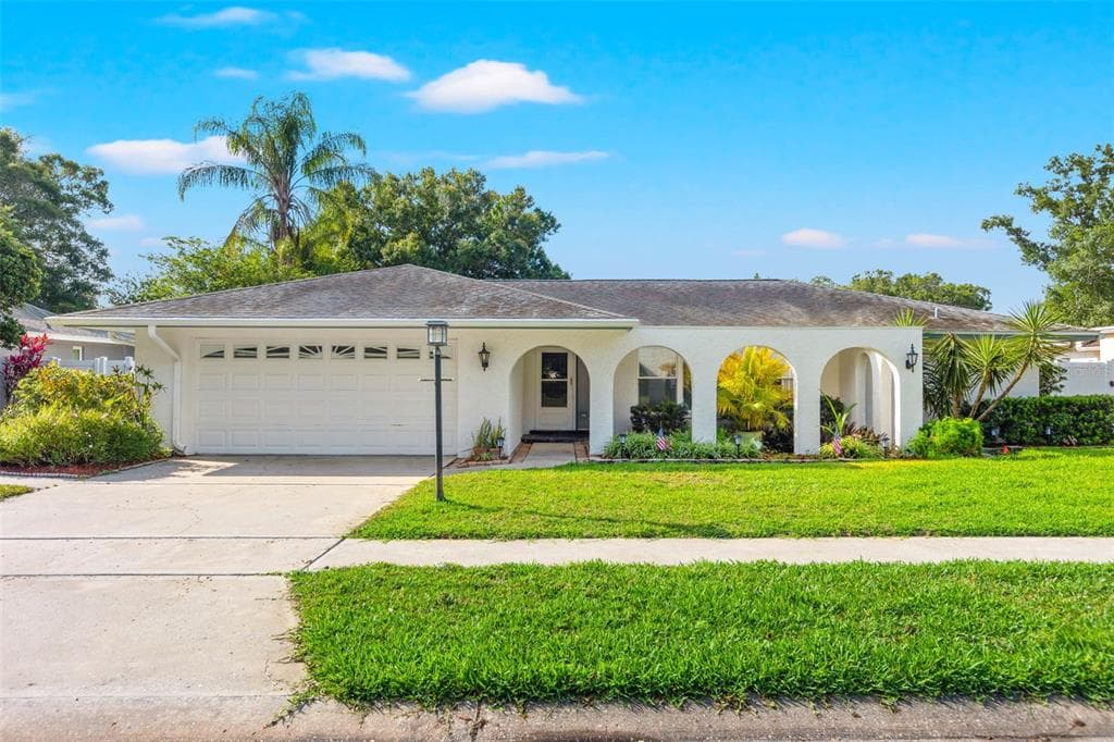 2239 WILLOWBROOK DRIVE CLEARWATER, FL 33764