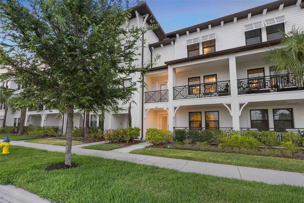 4941 W PRICE AVENUE UNIT 3 TAMPA, FL 33611