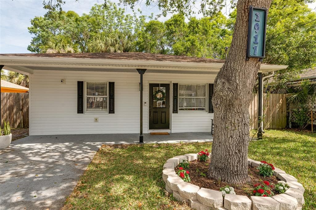 1917 W CHERRY STREET TAMPA, FL 33607