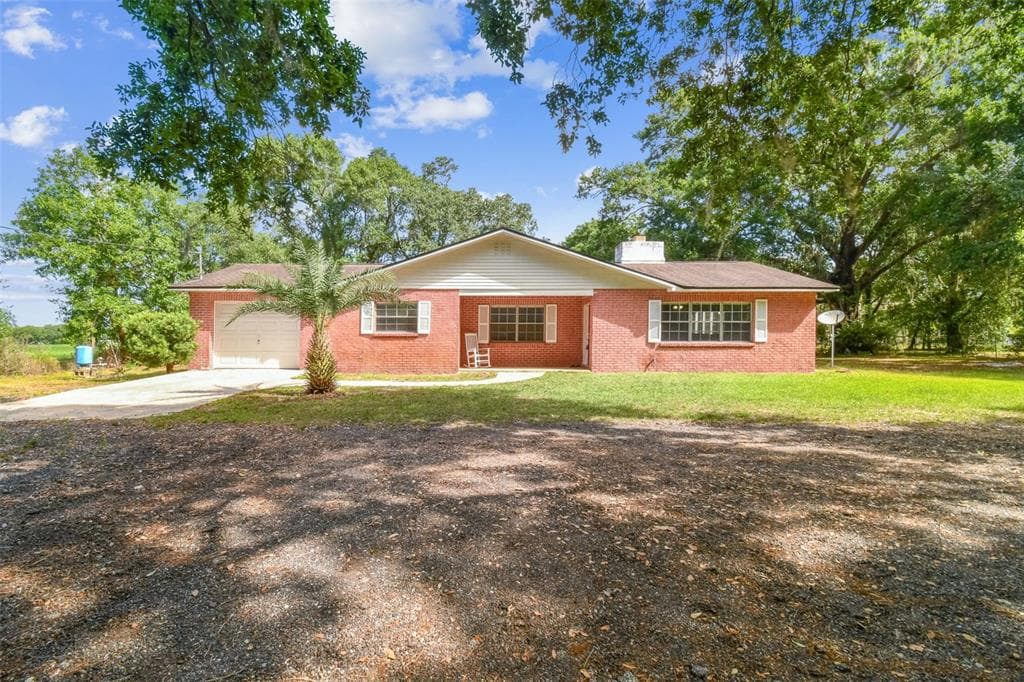 4918 SYDNEY ROAD PLANT CITY, FL 33566