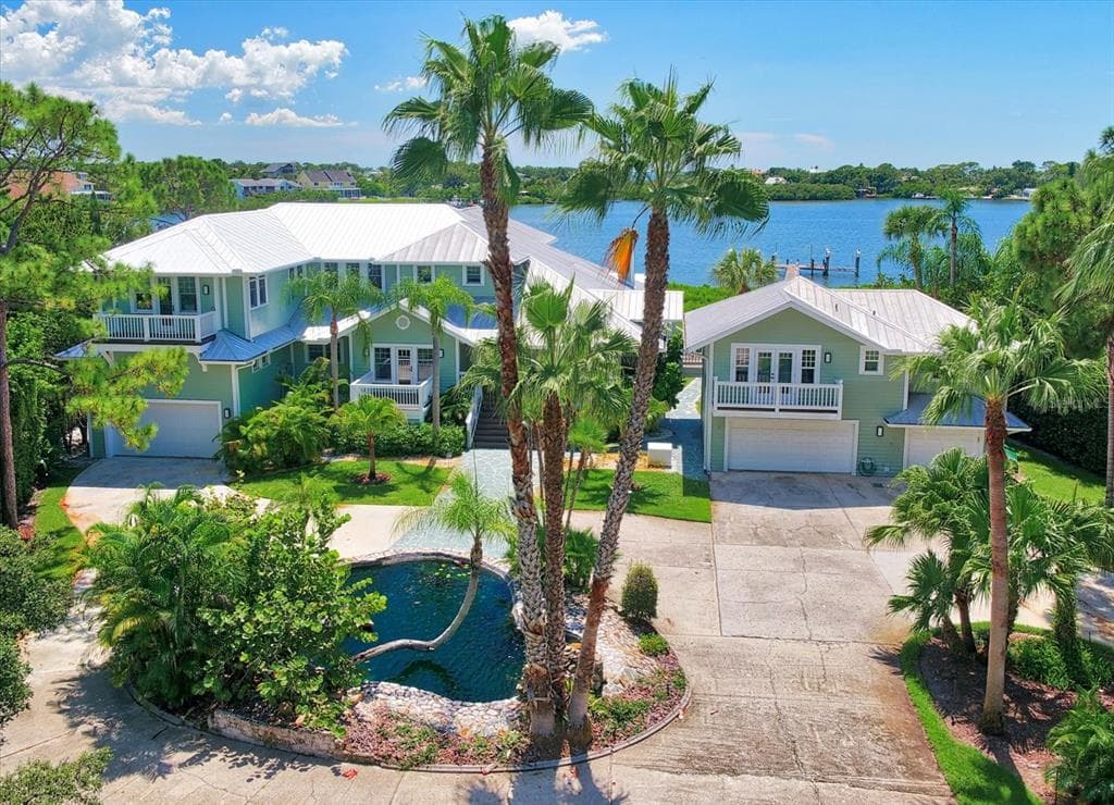 506 HILLSBOROUGH STREET PALM HARBOR, FL 34683