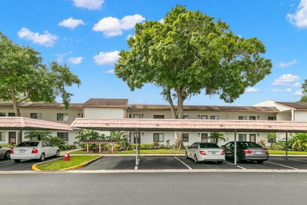 139 LAKEVIEW WAY UNIT 55 OLDSMAR, FL 34677