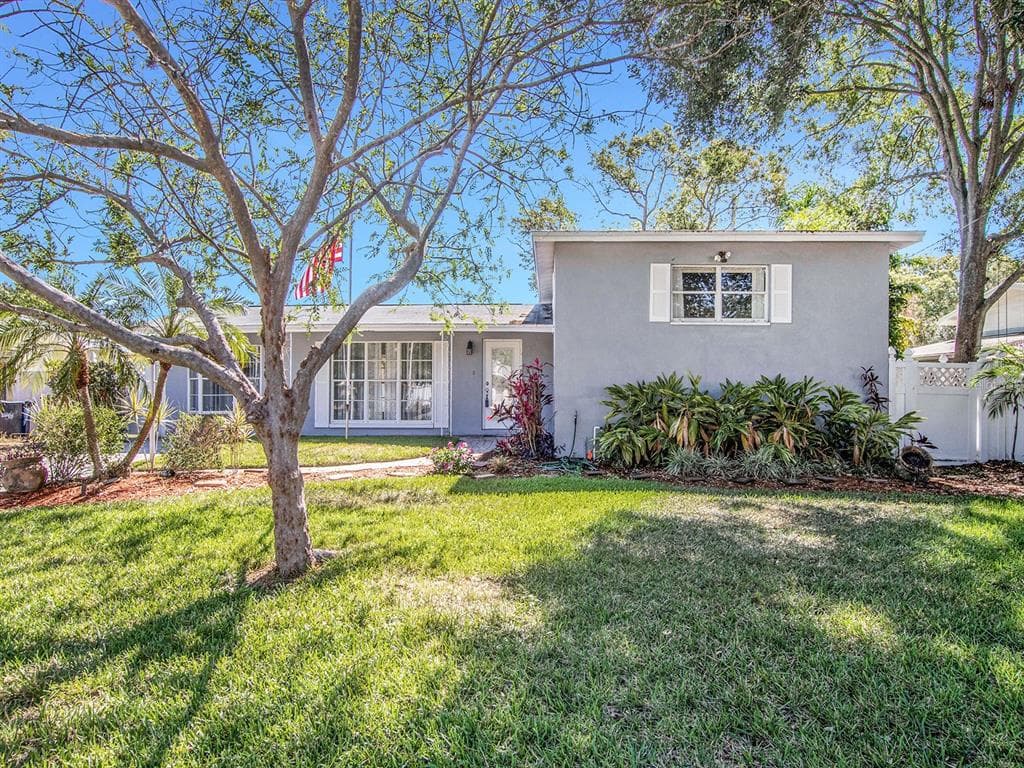 4526 S CORTEZ AVENUE TAMPA, FL 33611