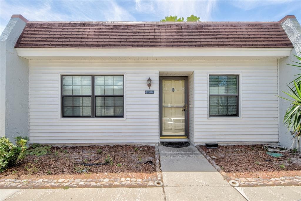 13814 MISSION OAKS BOULEVARD SEMINOLE, FL 33776