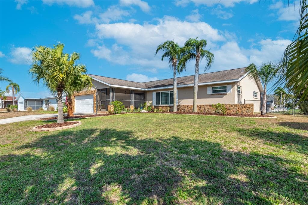 830 EAGLE LANE APOLLO BEACH, FL 33572