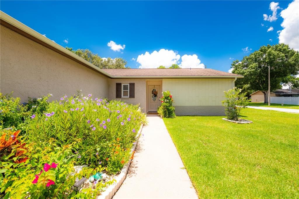 11501 SMOKETHORN DRIVE RIVERVIEW, FL 33579