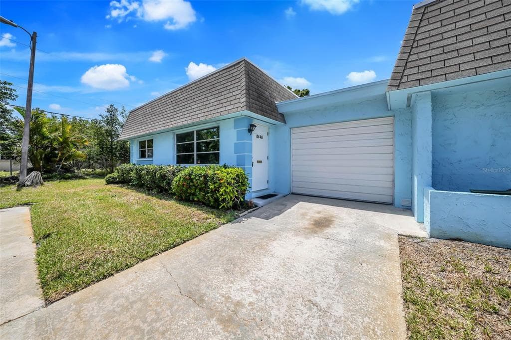 8440 JEFFREY N PINELLAS PARK, FL 33781