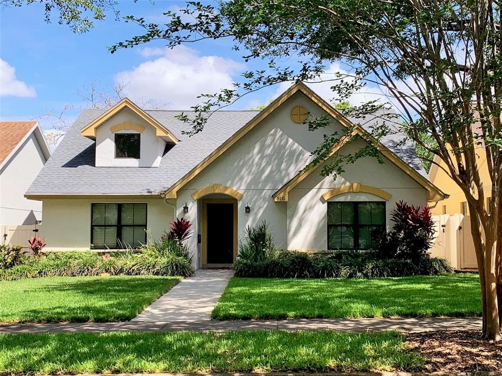 5111 21ST AVE N ST PETERSBURG, FL 33710