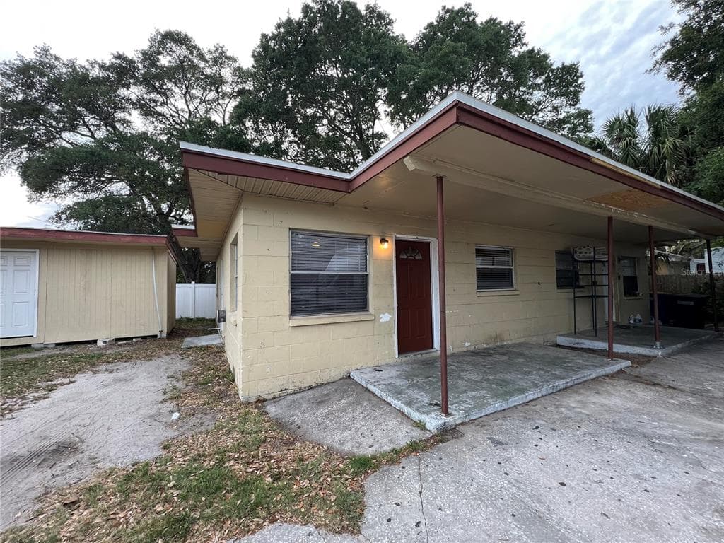 808 PALM BLUFF STREET Apt C CLEARWATER, FL 33755