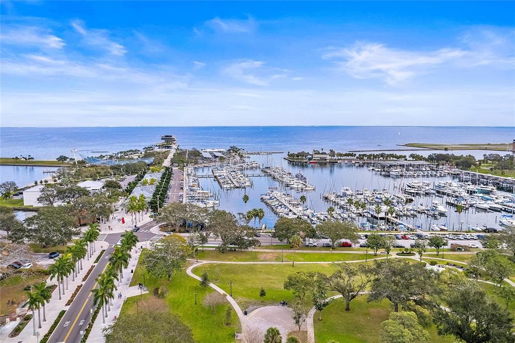 180 BEACH DRIVE NE UNIT 1501 ST PETERSBURG, FL 33701