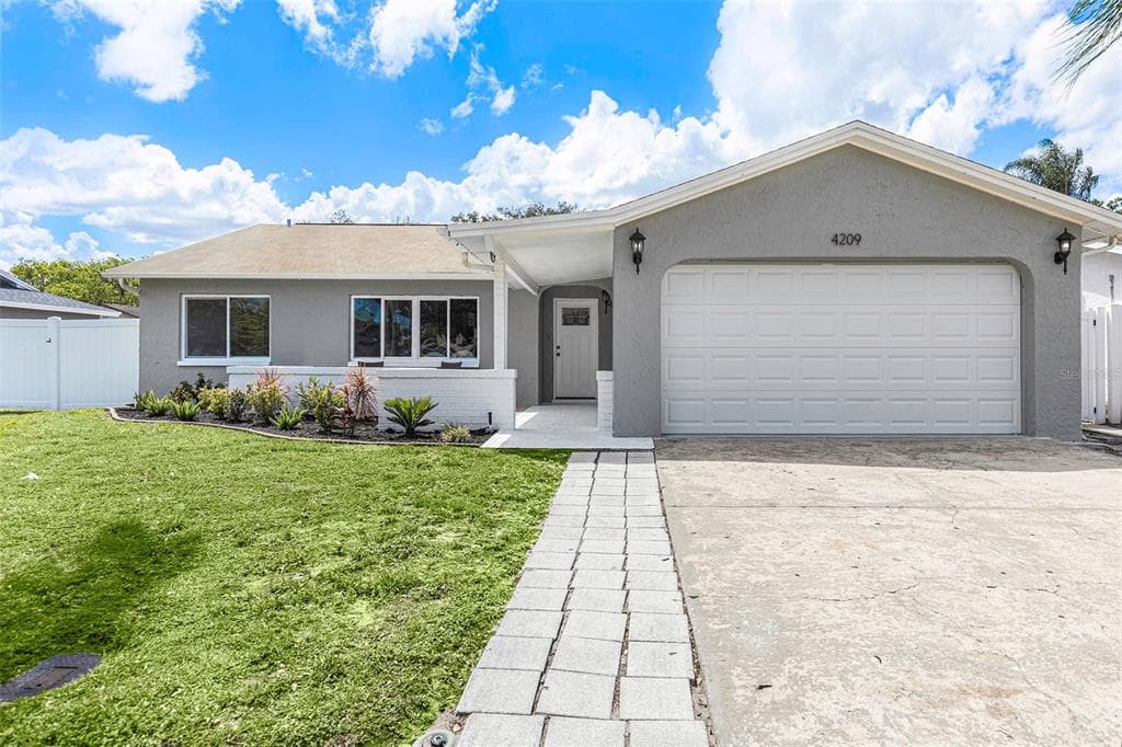 4209 RACCOON LOOP NEW PORT RICHEY, FL 34653