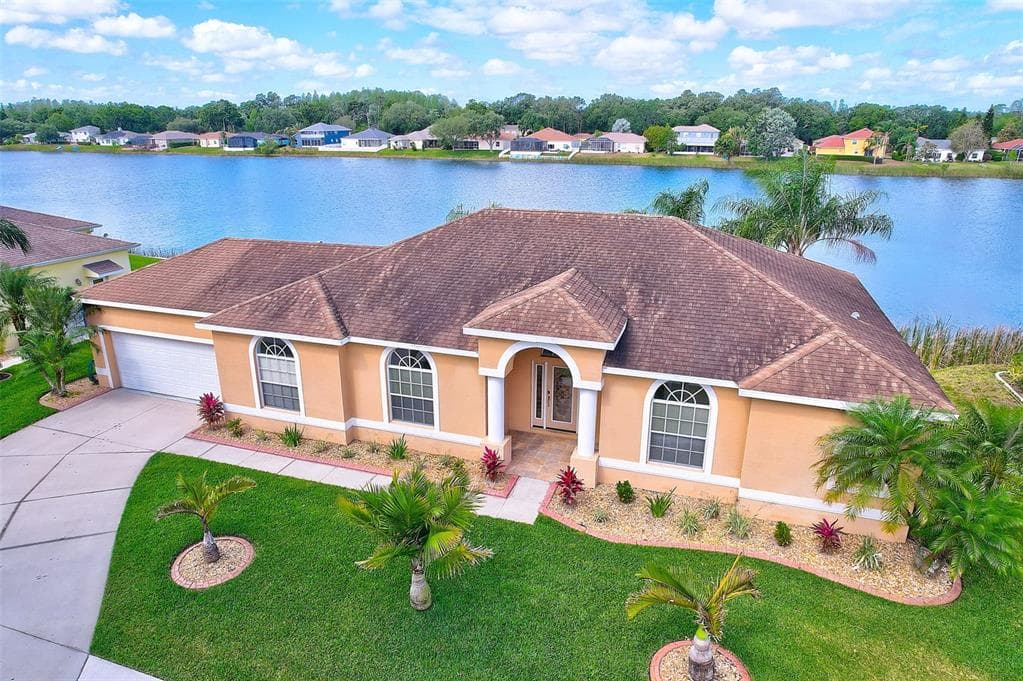 11002 LYNN LAKE CIRCLE TAMPA, FL 33625