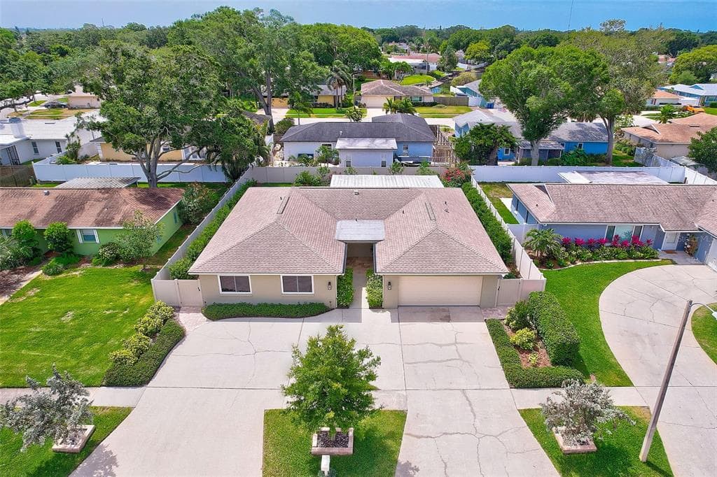 12056 97TH AVENUE SEMINOLE, FL 33772