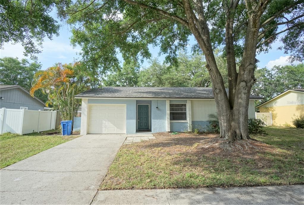 5117 ELLENDALE AVENUE TAMPA, FL 33625
