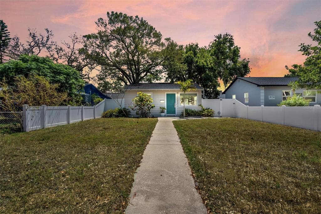 3142 FREEMONT TERRACE S ST PETERSBURG, FL 33712