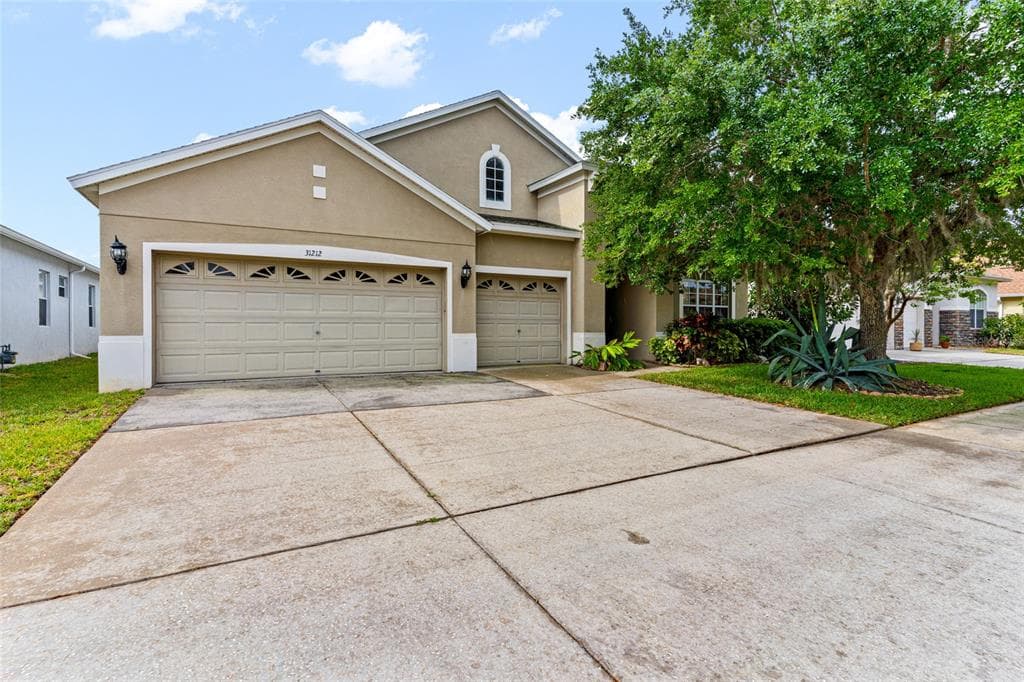 31212 ANNISTON DRIVE UNIT 31212 WESLEY CHAPEL, FL 33543
