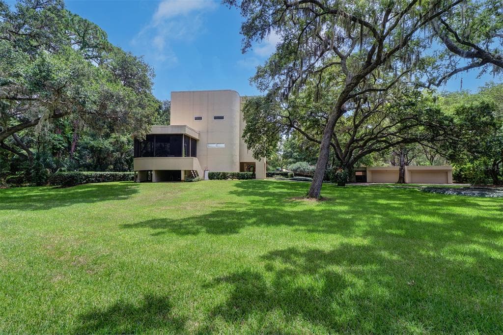 1001 GILFORD STREET OLDSMAR, FL 34677
