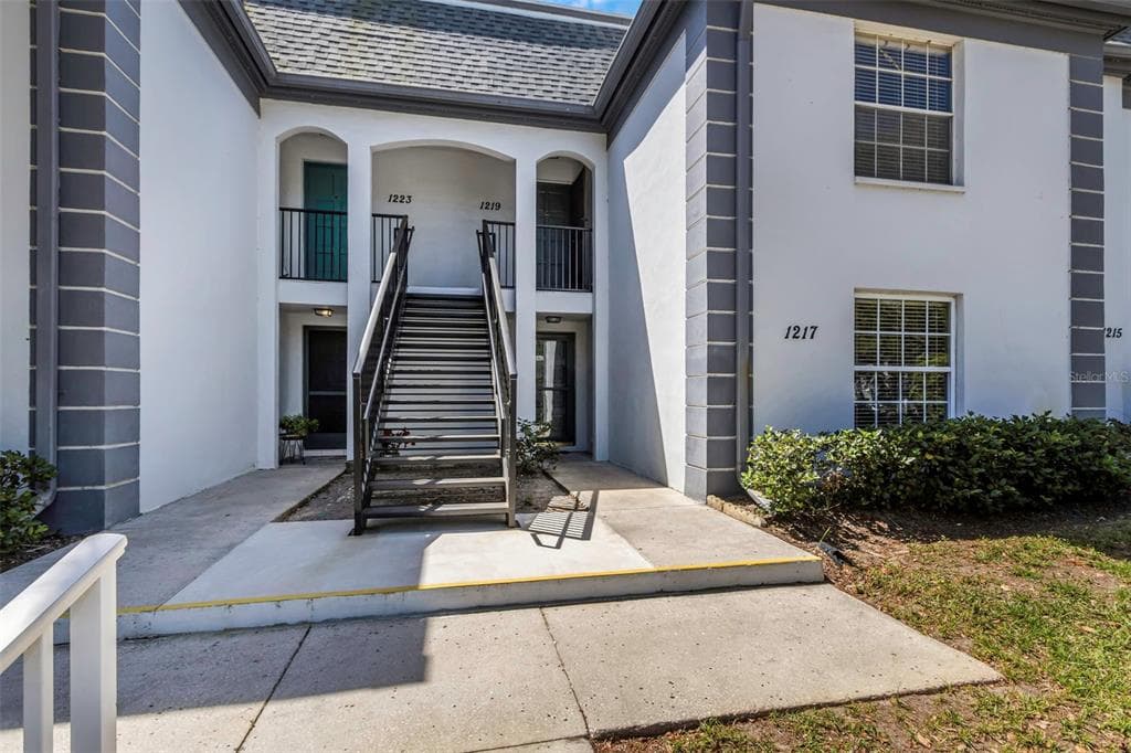 1217 N MCMULLEN BOOTH ROAD UNIT 1217 CLEARWATER, FL 33759