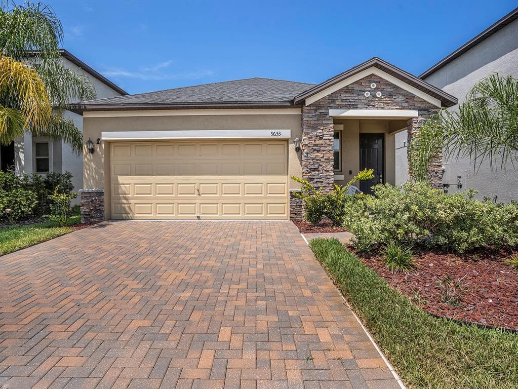 9653 IVORY DRIVE RUSKIN, FL 33573