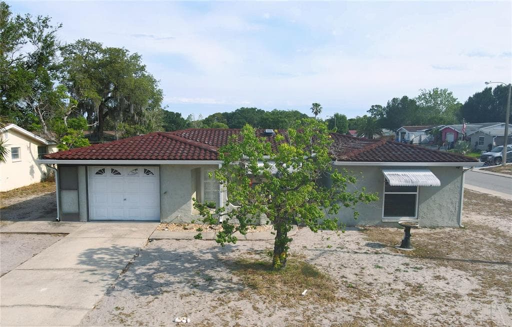 7835 NIAGARA DRIVE PORT RICHEY, FL 34668