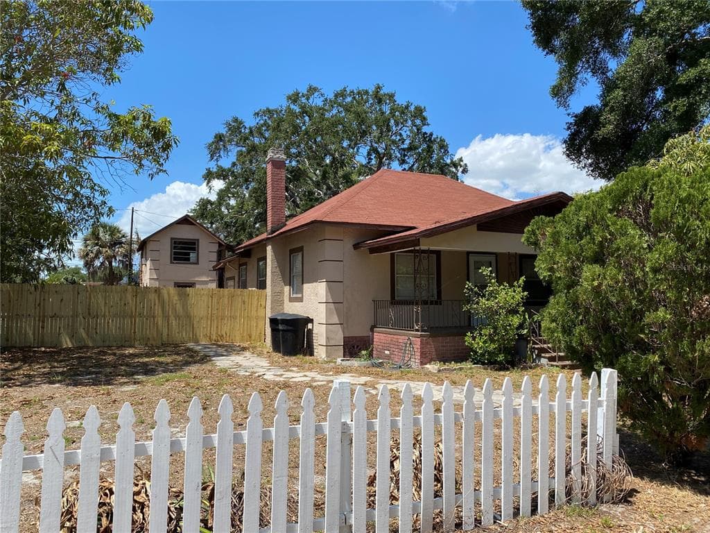 1205 HIGHLAND STREET S ST PETERSBURG, FL 33701