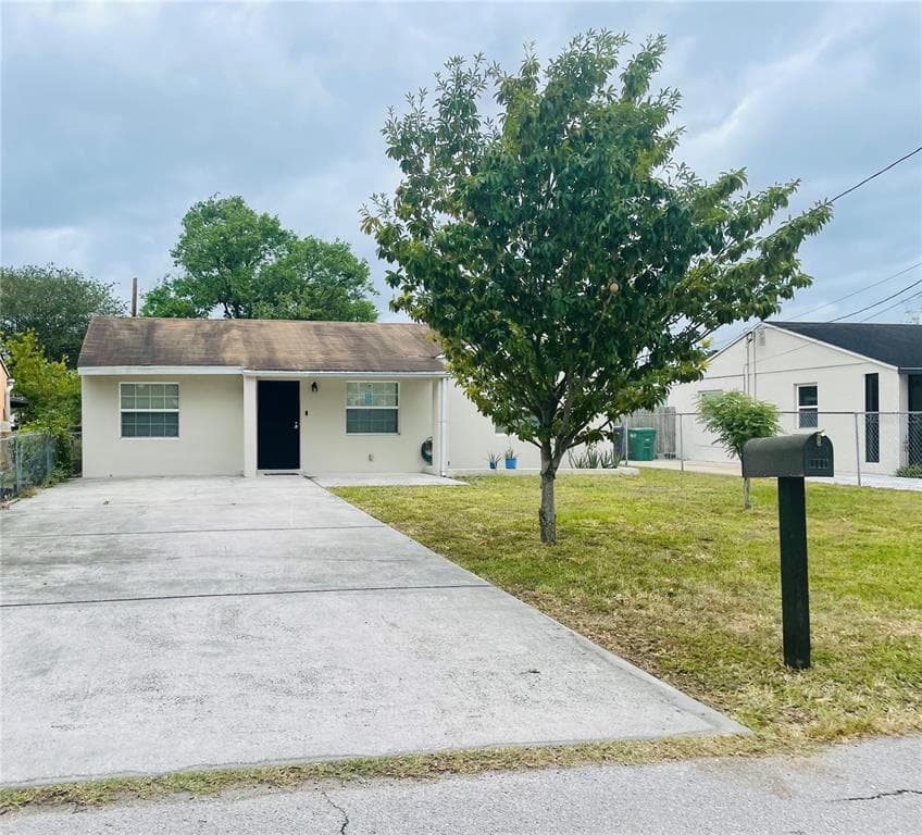 3204 W DEWEY STREET TAMPA, FL 33607