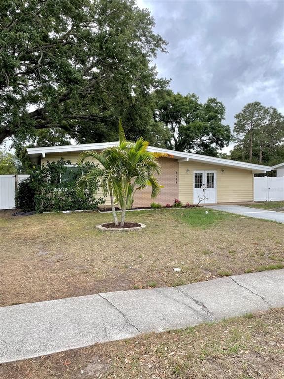4104 W OKLAHOMA AVE TAMPA, FL 33616