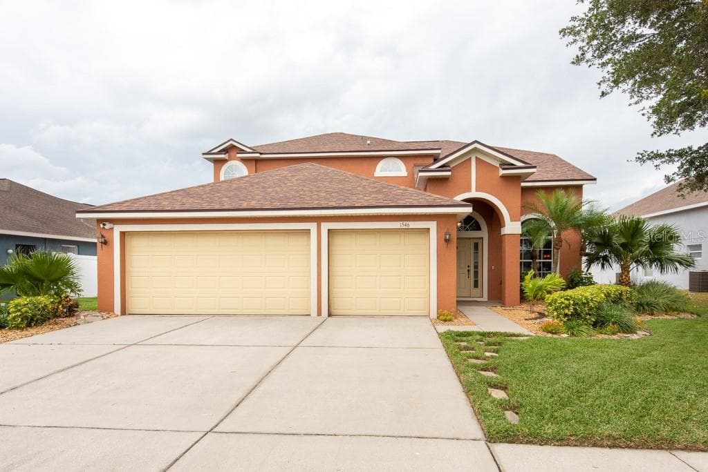 1546 MIRA LAGO CIRCLE RUSKIN, FL 33570