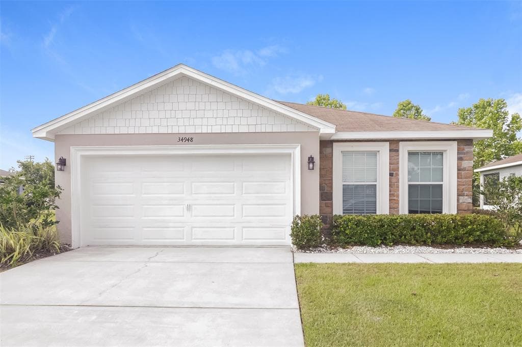 34948 LONG ISLAND COURT ZEPHYRHILLS, FL 33541