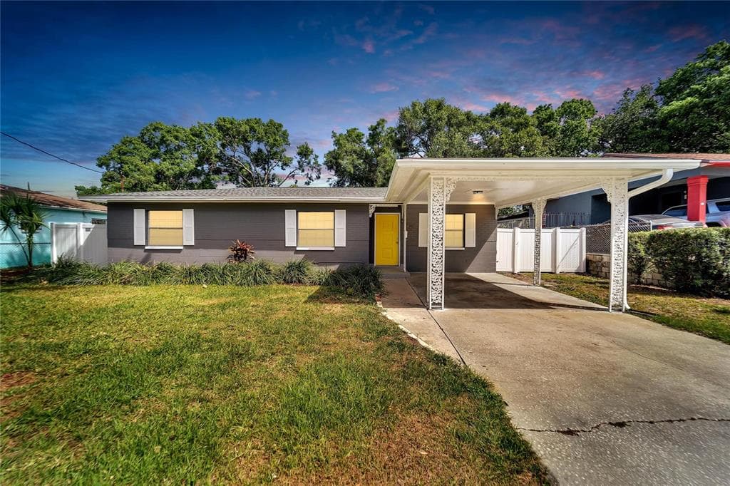2406 THRACE STREET TAMPA, FL 33605
