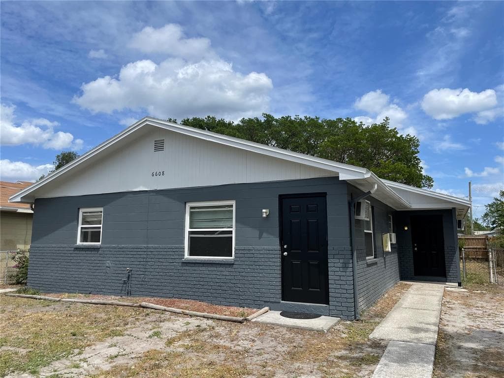 6608 S FAUL STREET UNIT B TAMPA, FL 33616