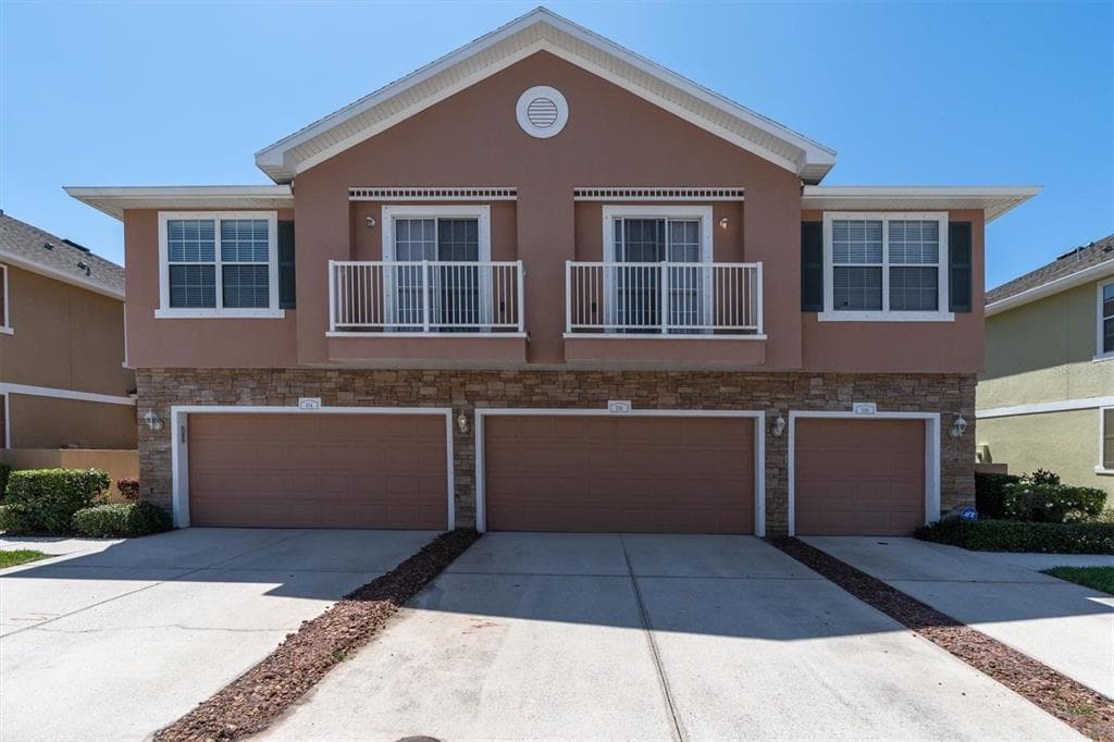 558 52ND AVENUE N ST PETERSBURG, FL 33703