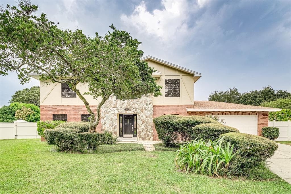 1822 STONECREST COURT LAKELAND, FL 33813