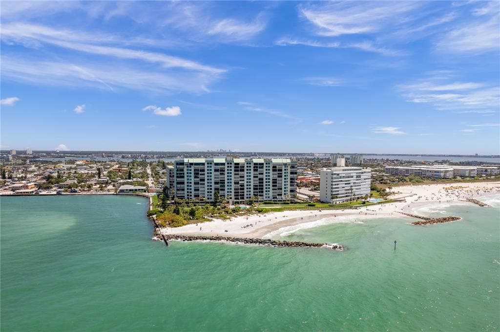 7100 SUNSET WAY UNIT 606 ST PETE BEACH, FL 33706
