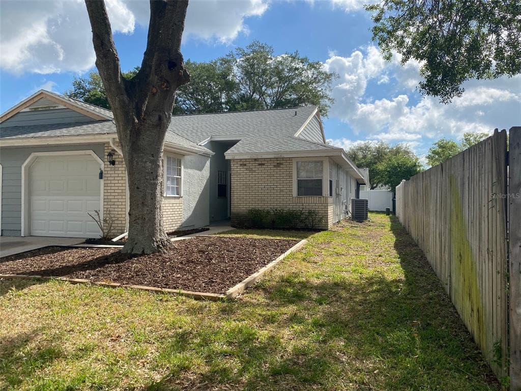 325 PHLOX DRIVE PALM HARBOR, FL 34684