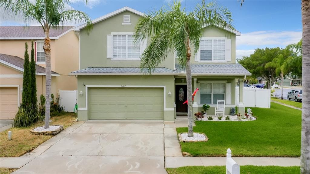 8818 RIVERSCAPE WAY TAMPA, FL 33635