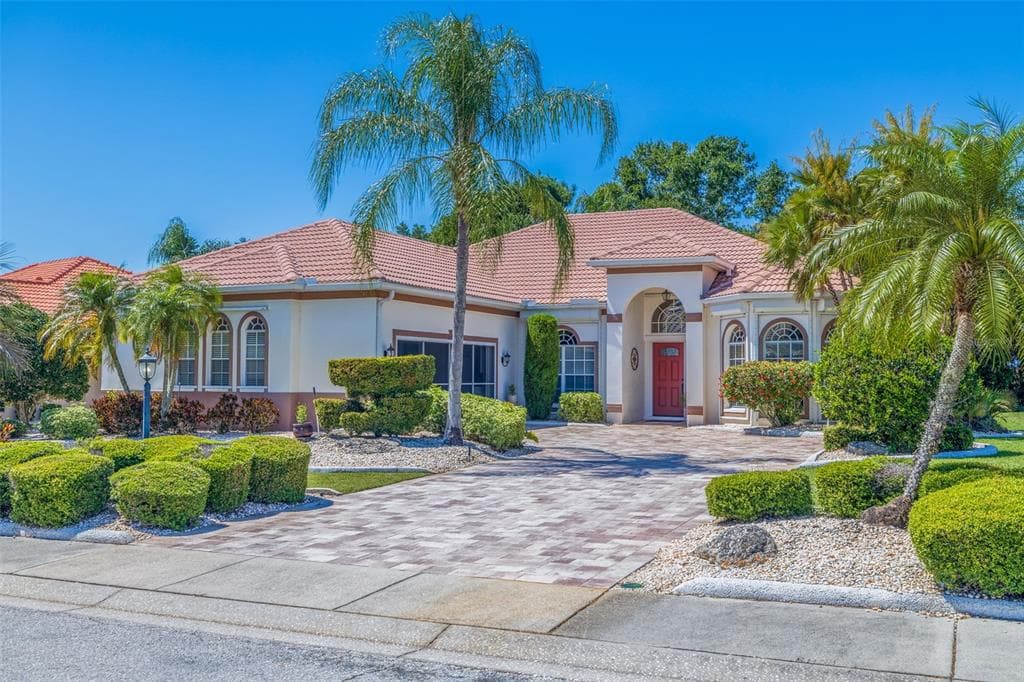 2227 PLATINUM DRIVE SUN CITY CENTER, FL 33573