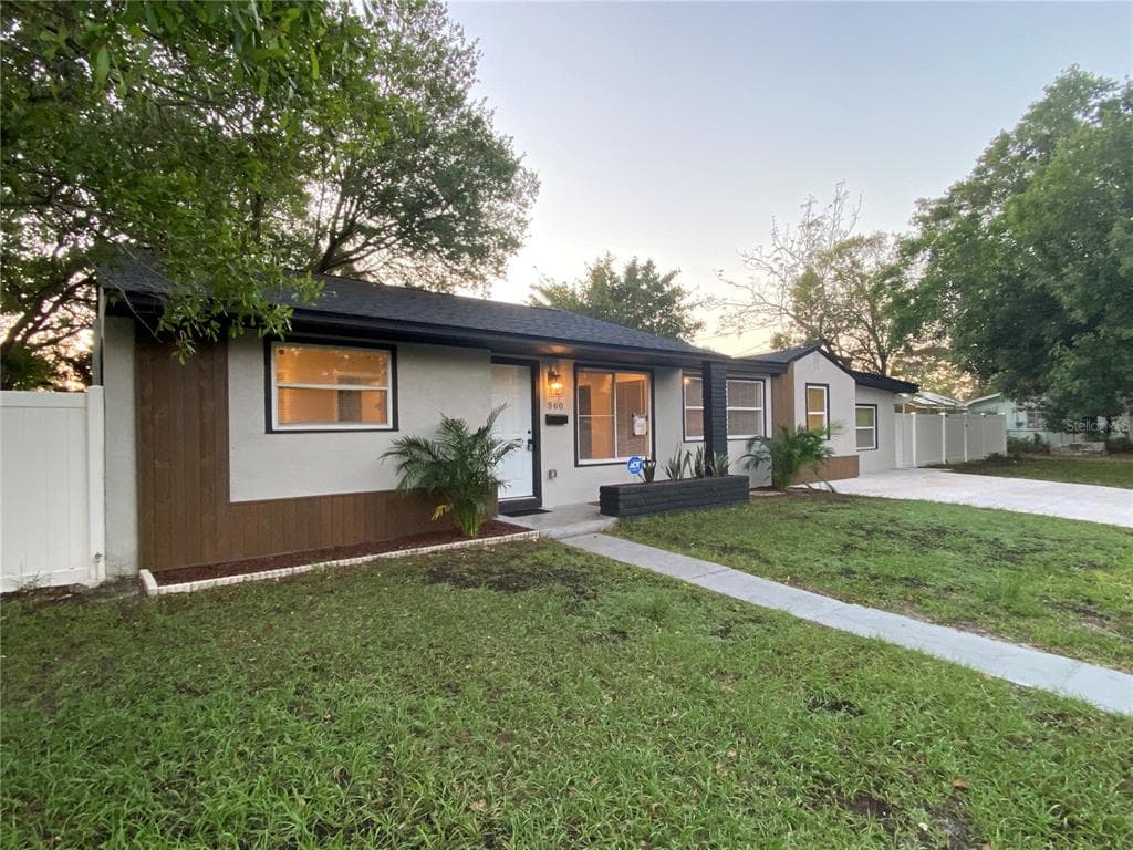 560 41ST STREET S ST PETERSBURG, FL 33711