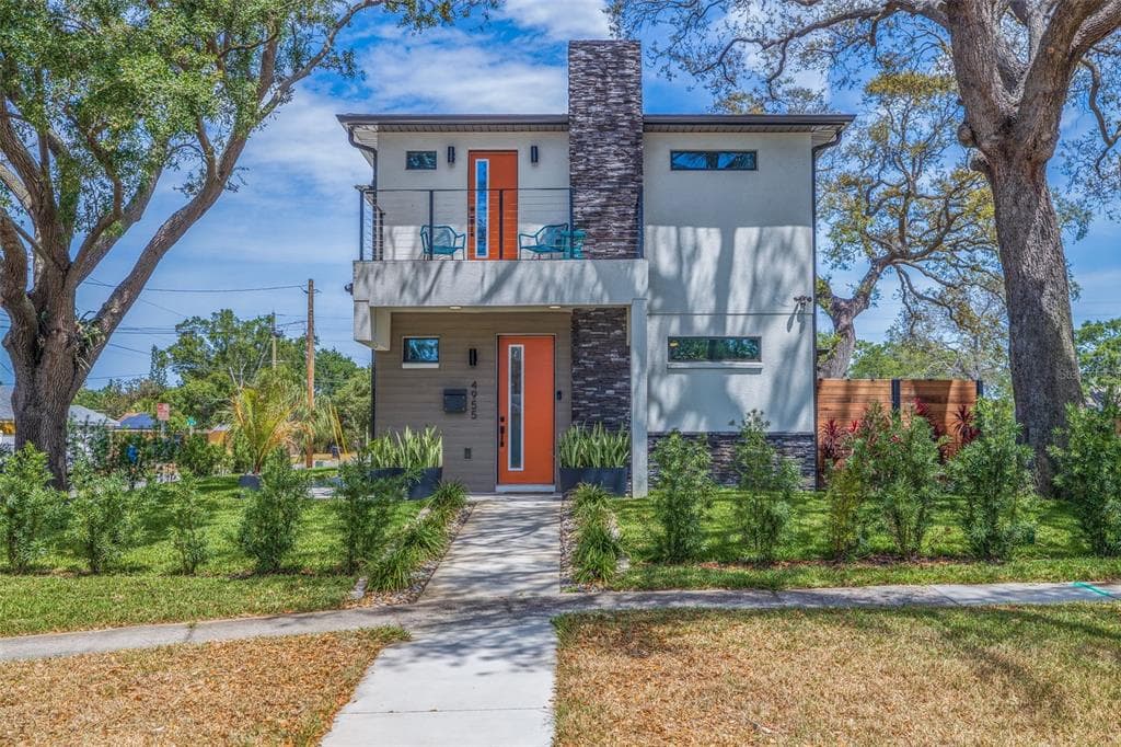 4955 5TH AVENUE N ST PETERSBURG, FL 33710