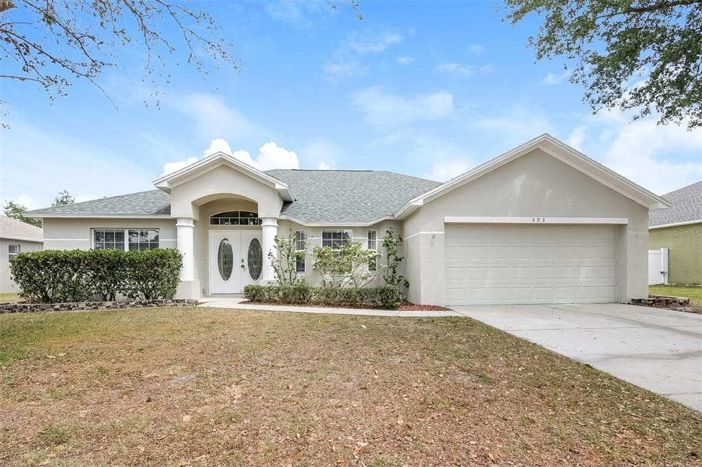 593 WILLET CIRCLE AUBURNDALE, FL 33823