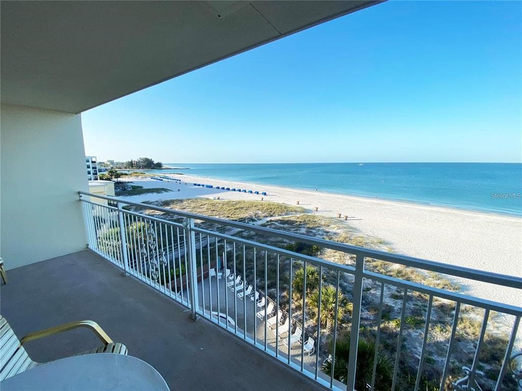 13000 GULF LANE UNIT 410 MADEIRA BEACH, FL 33708