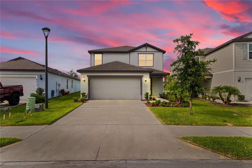 8917 ROYAL RIVER CIRCLE PARRISH, FL 34219