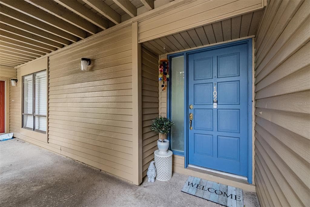 13403 PINE LAKE WAY UNIT 102 TAMPA, FL 33618