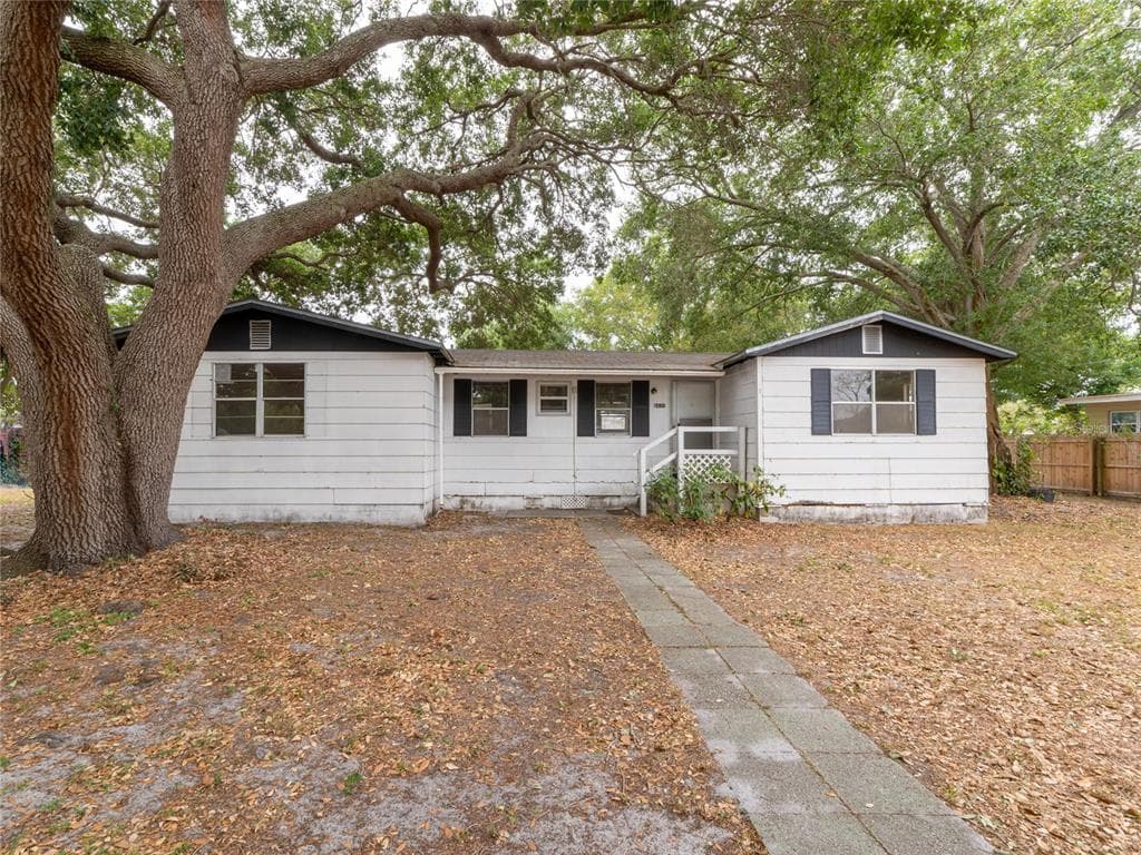 5436 40TH STREET N ST PETERSBURG, FL 33714