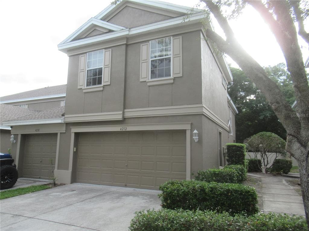4212 BISMARCK PALM DRIVE TAMPA, FL 33610