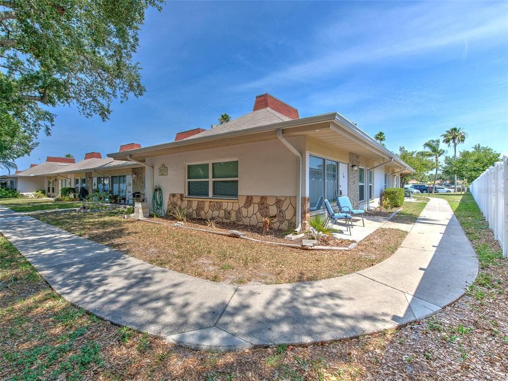 4313 TAHITIAN GARDENS CIRCLE UNIT K HOLIDAY, FL 34691