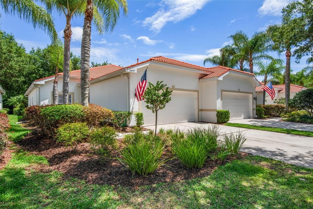 10270 DEVONSHIRE LAKE DRIVE TAMPA, FL 33647