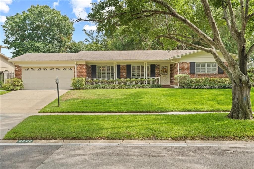3322 VALENCIA ROAD TAMPA, FL 33618